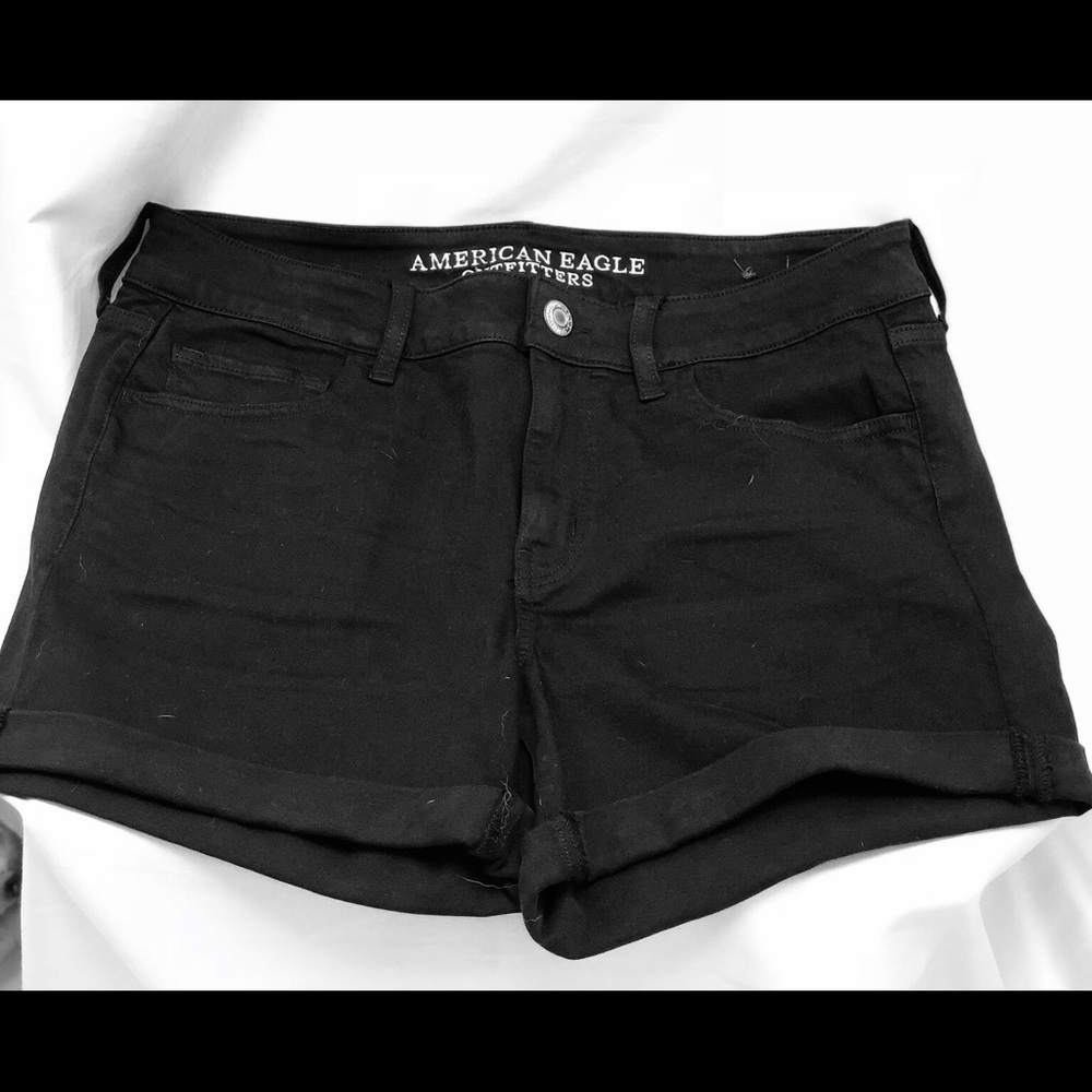 NWOT SUMMER CLEARANCE American Eagle Black Shorts